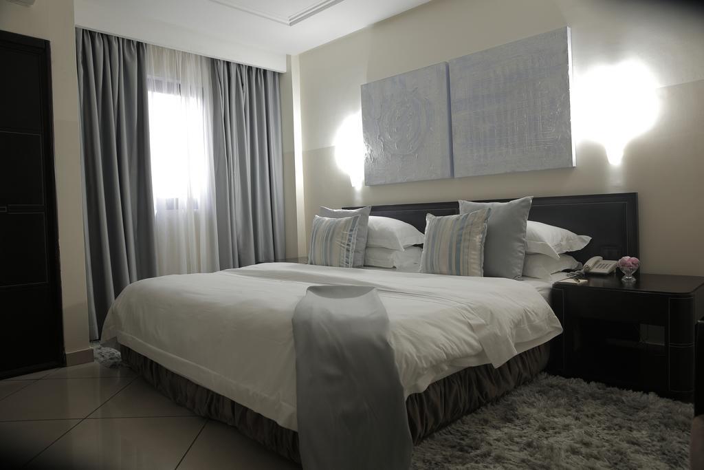 Oak Plaza Hotels East Airport Accra Ruang foto