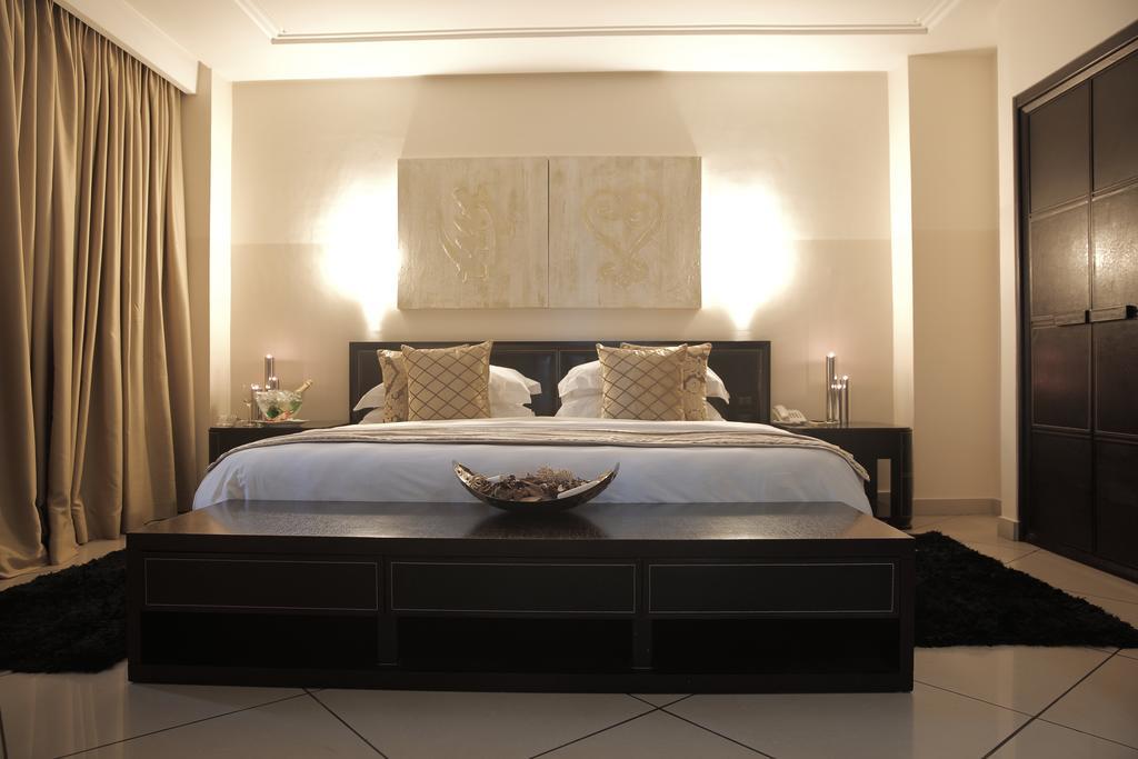 Oak Plaza Hotels East Airport Accra Ruang foto
